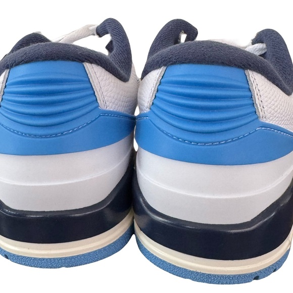 Air Jordan 2/3, Like New - Picture 4 of 6